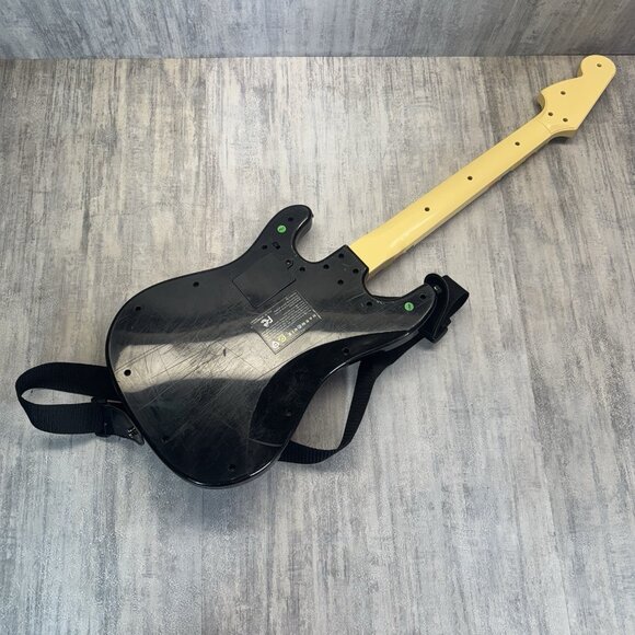 Rock Band 4 PS4 PS5 Bundle Fender Guitar Drums Game Mic PlayStation TESTED - Picture 7 of 16